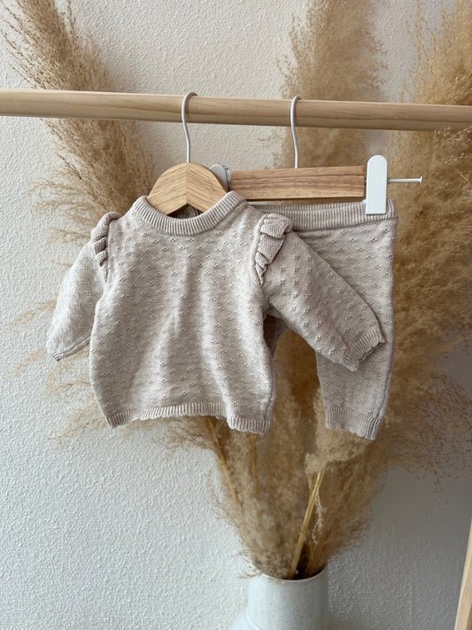 Beige set