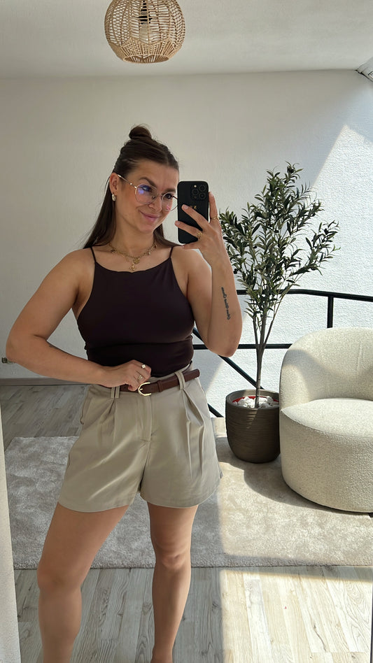 BEIGE SHORT
