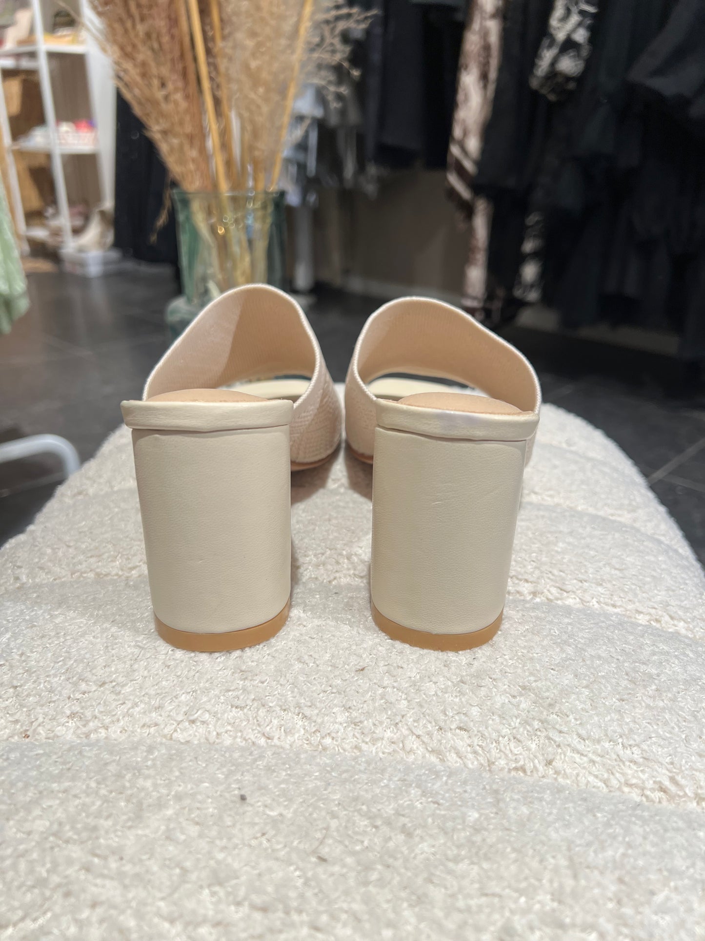 Muiltjes beige