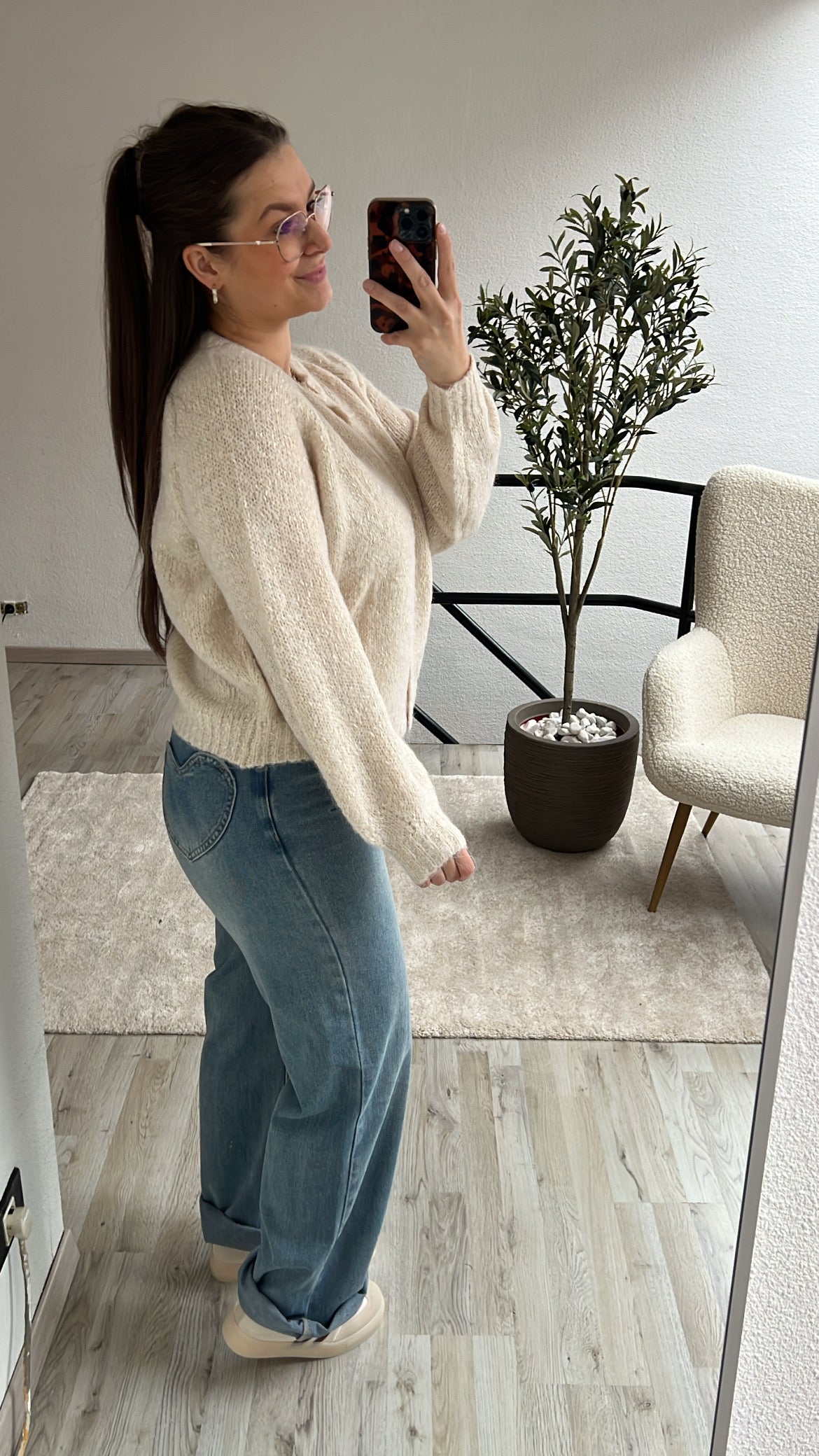 CREME CARDIGAN